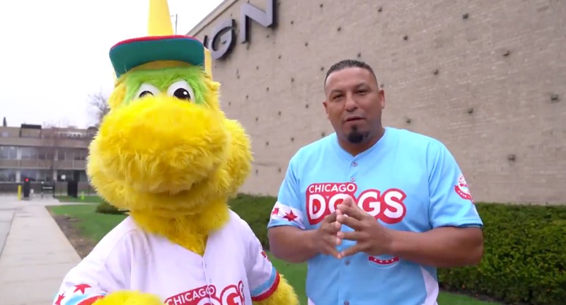 Former Cubs pitcher Carlos Zambrano makes comeback with Chicago Dogs 