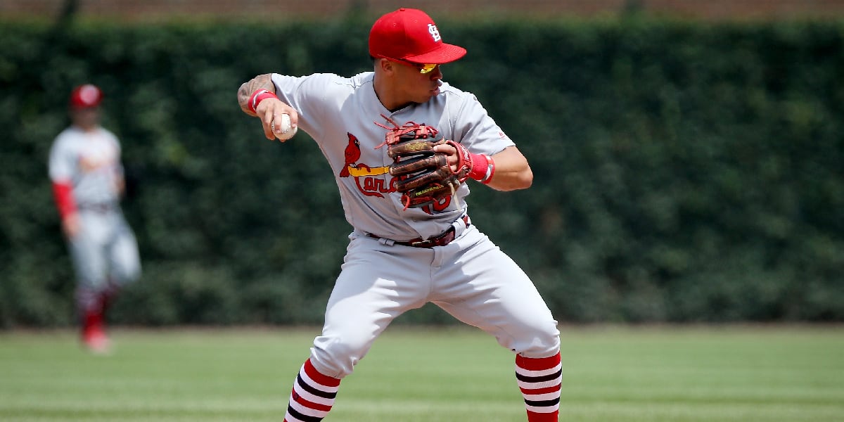 Cardinals decline Gold Glove finalist Wong's $12.5M option