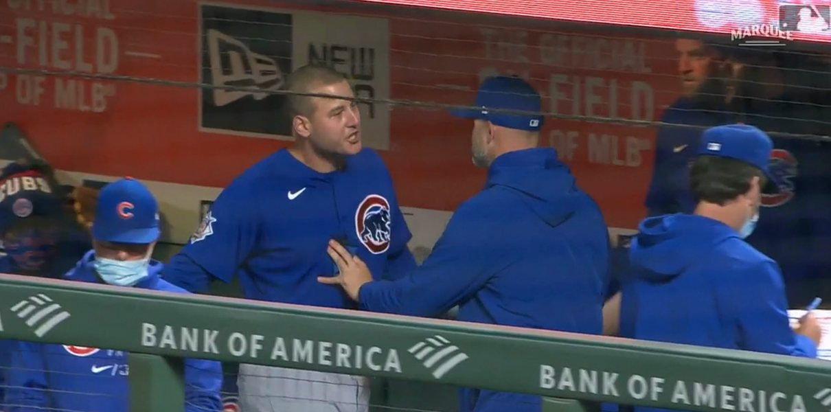 Anthony Rizzo did not take kindly to how hard Willson Contreras threw the  ball to first