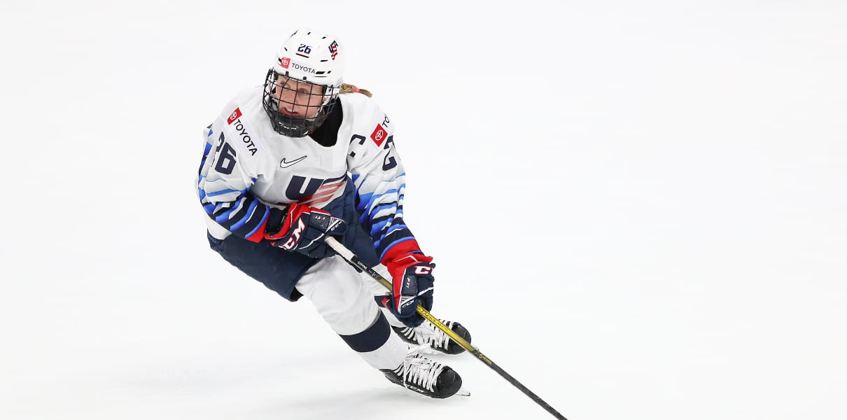 Kendall Coyne Schofield on X: Love this day!! #SuperBowl   / X