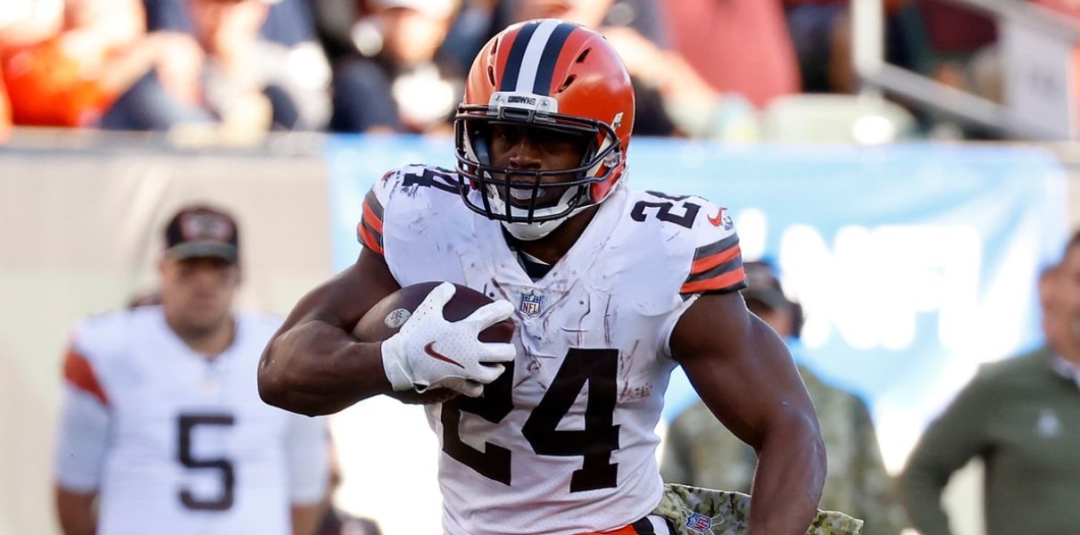 Fantasy Football Rankings: Nick Chubb Stands Steady in PPR Top 10