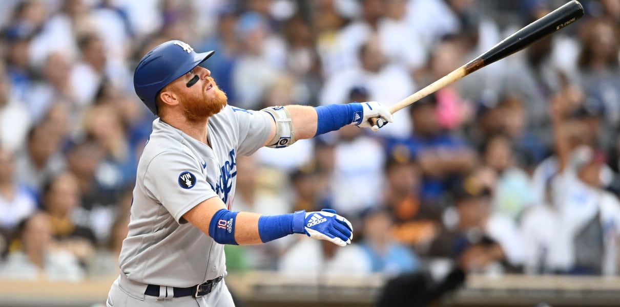 Should the Chicago Cubs Pursue Free Agent Third Baseman Justin
