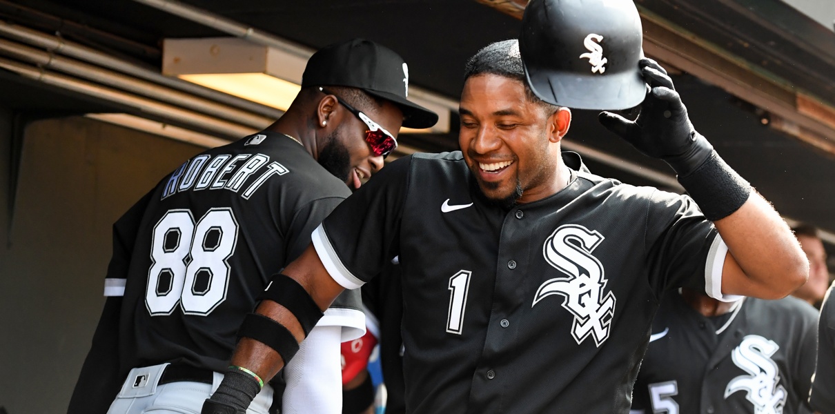 White Sox Finally Fill Their Second Base Void, Re-Signing Elvis Andrus -  Bleacher Nation