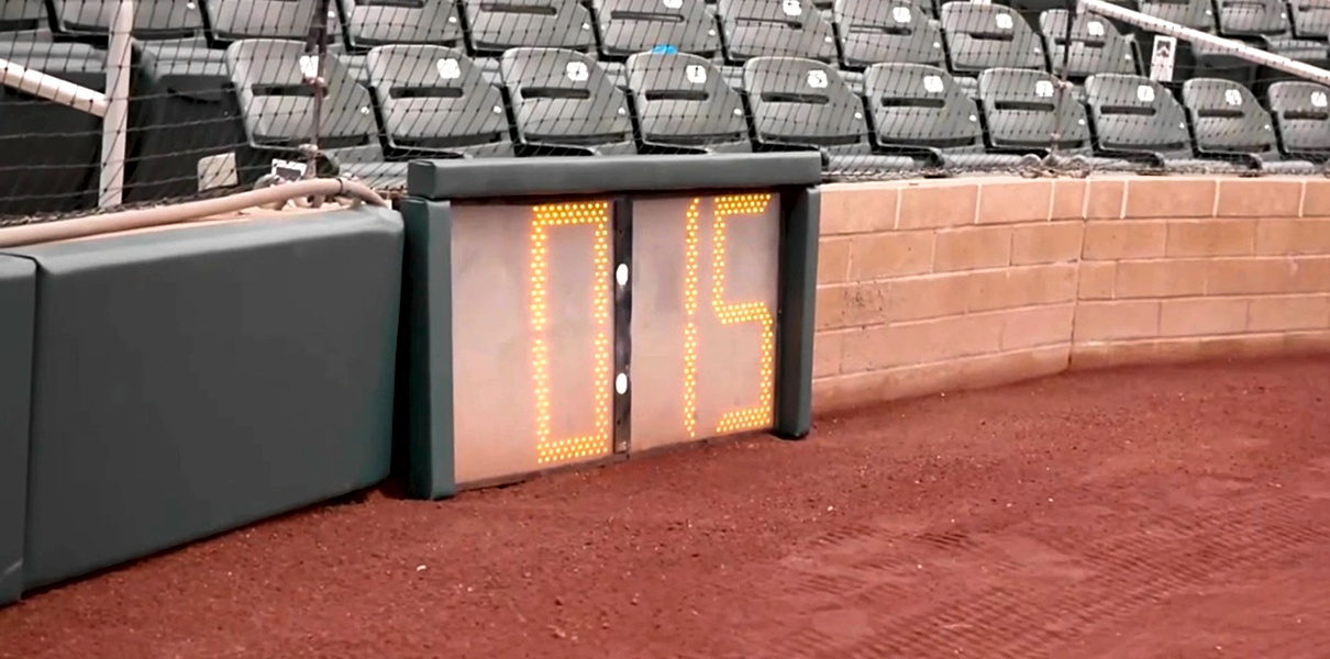 New MLB pitch clock is obnoxious