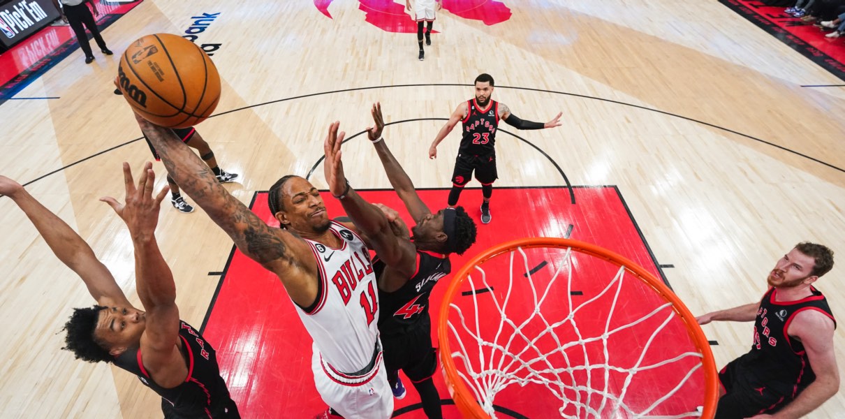NBA Twitter reacts to stunning stretch from Bulls star DeMar DeRozan