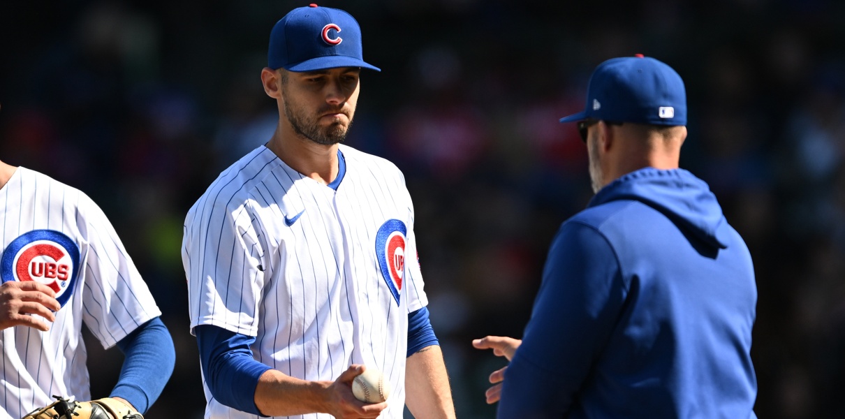 Manager David Ross of the Chicago Cubs removes Kyle Hendricks from News  Photo - Getty Images