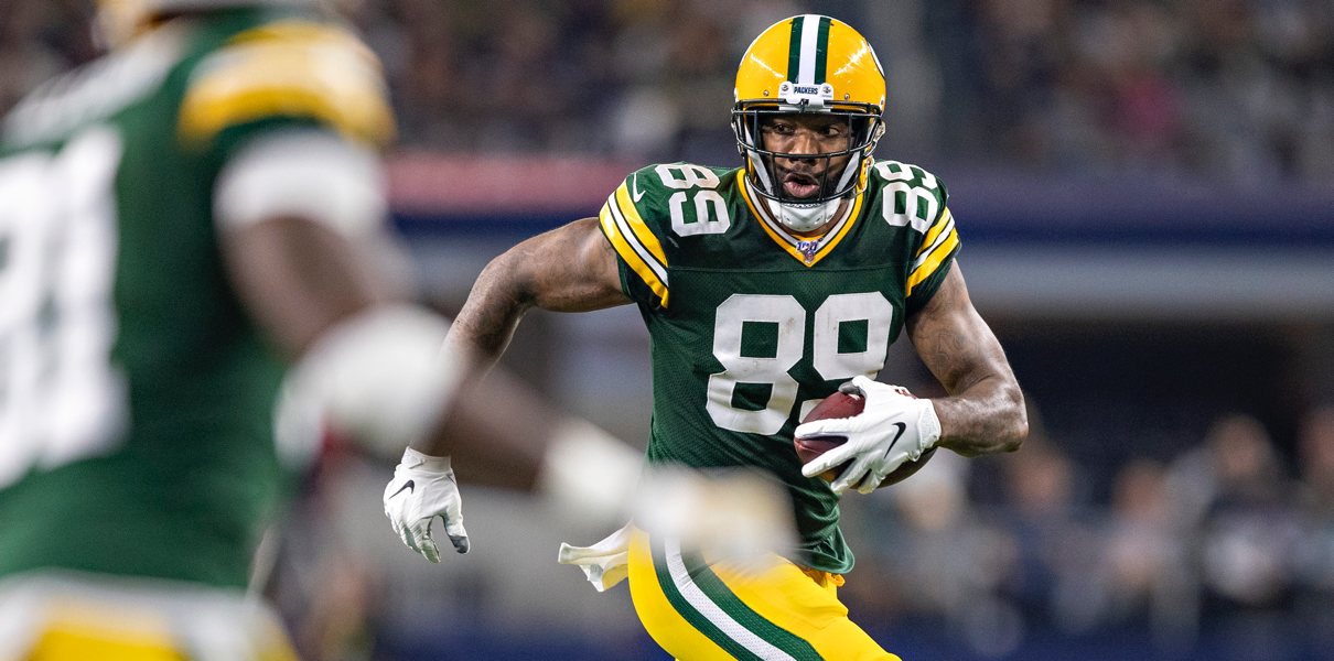 Bears sign TE Marcedes Lewis, National